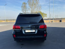 Lexus LX 2010 года