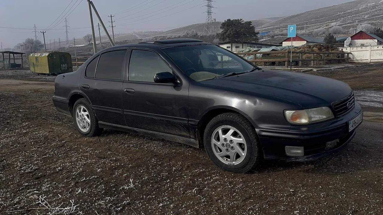 Nissan Cefiro, 1995