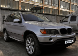 BMW X5 2001 года