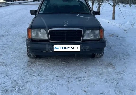 Mercedes-Benz E-Класс 1993 года