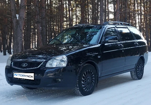 ВАЗ (Lada) Priora 2013 года