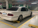 Mercedes-Benz E-Класс 2001 года