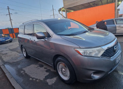 Nissan Quest 2013 года