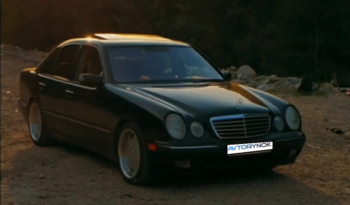 Mercedes-Benz E-Класс 2001 года