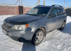 Subaru Forester 2010 года