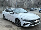 Hyundai Elantra 2024 года