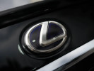 Lexus ES 2019 года