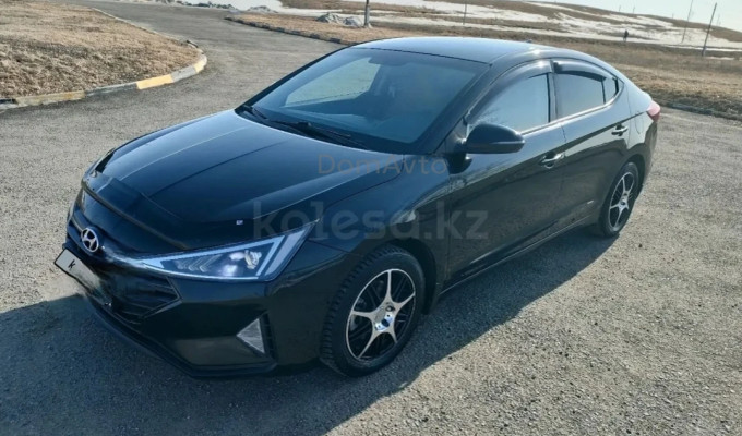 Hyundai Elantra 2019 года