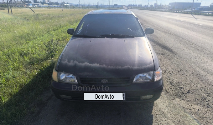Toyota Carina E 1992 года