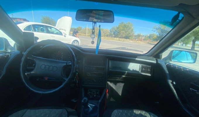 Audi 80 1990 года