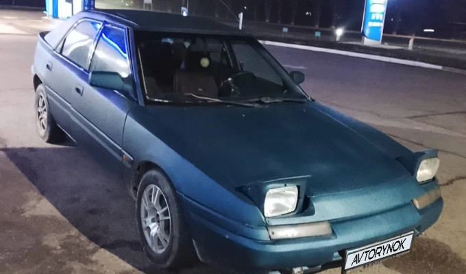 Mazda 323 1994 года