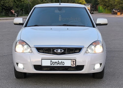ВАЗ (Lada) Priora 2013 года