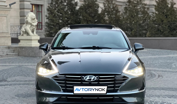 Hyundai Sonata 2023 года