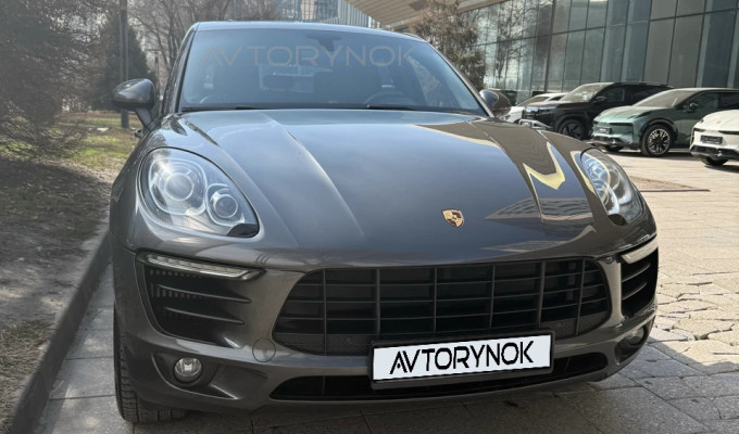Porsche Macan 2016 года