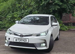 Toyota Corolla 2017 года
