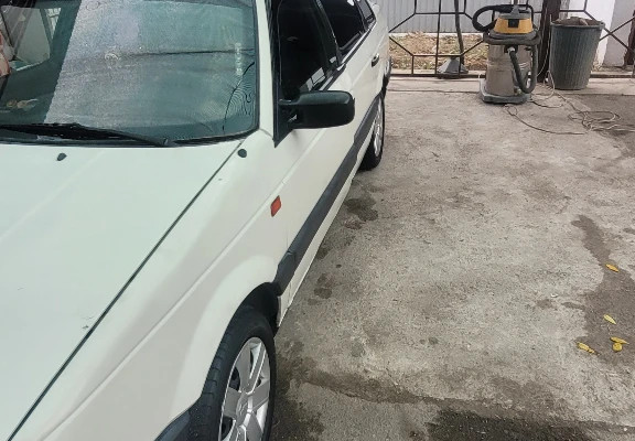 Volkswagen Passat 1992 года