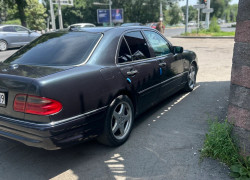 Mercedes-Benz E-Класс 1997 года