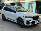 BMW X7 2020 года