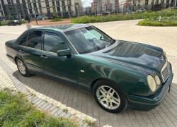 Mercedes-Benz E-Класс 1996 года