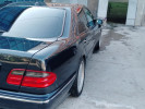 Mercedes-Benz E-Класс 2001 года