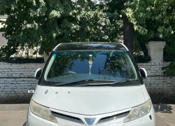 Toyota Estima 2008 года