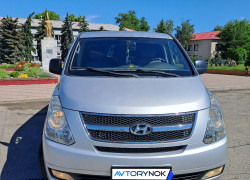 Hyundai Starex 2009 года
