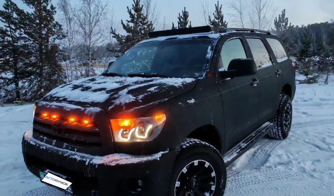 Toyota Sequoia 2008 года