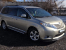 Toyota Sienna 2016 года