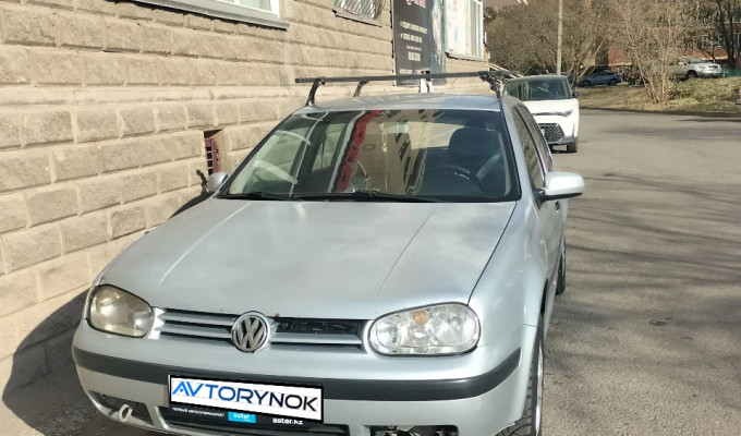 Volkswagen Golf 2001 года