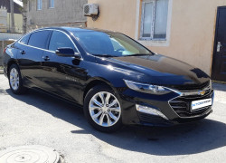 Chevrolet Malibu 2020 года