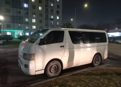 Toyota Hiace 2006 года