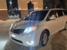 Toyota Sienna 2015 года