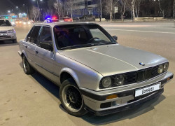 BMW 3 серия 1990 года