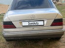 Mercedes-Benz E-Класс 1993 года