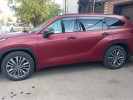 Toyota Highlander 2020 года