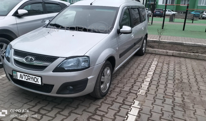 ВАЗ (Lada) Largus 2013 года
