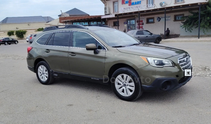 Subaru Outback 2015 года