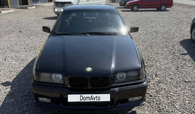 BMW 3 серия 1995 года