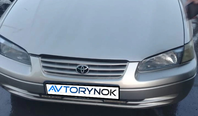Toyota Camry 1998 года