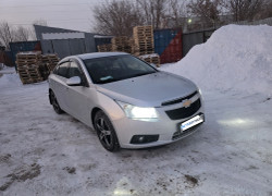 Chevrolet Cruze 2011 года