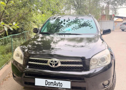 Toyota RAV4 2007 года
