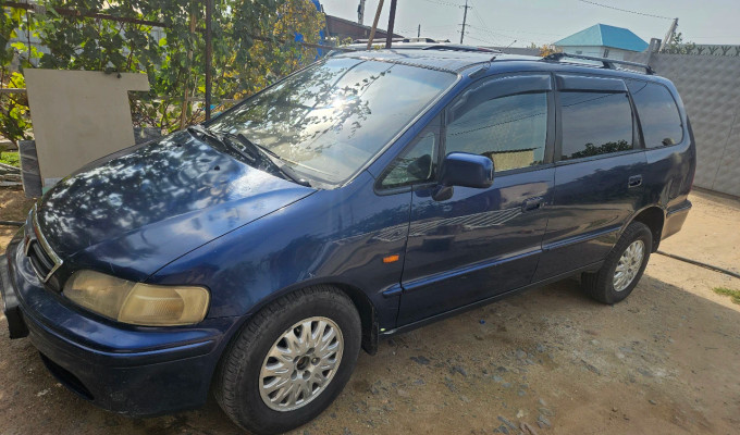 Honda Shuttle 1998 года