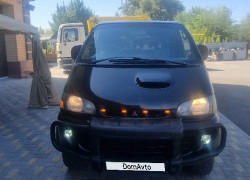 Mitsubishi Delica 1995 года