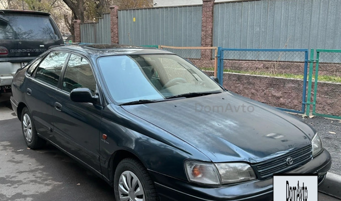 Toyota Carina E 1995 года