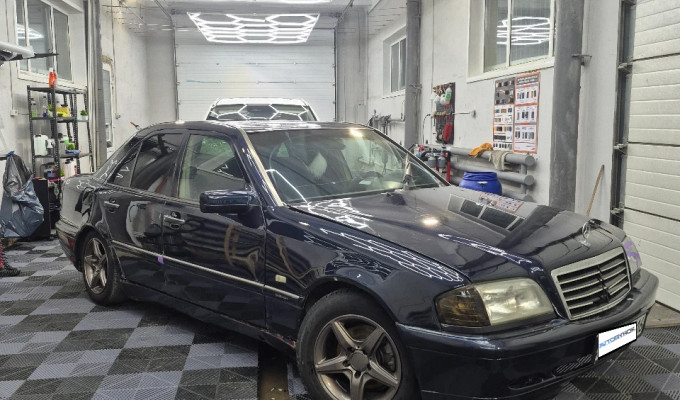 Mercedes-Benz C-Класс 1994 года