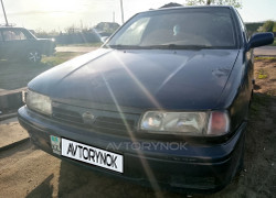 Nissan Primera 1992 года