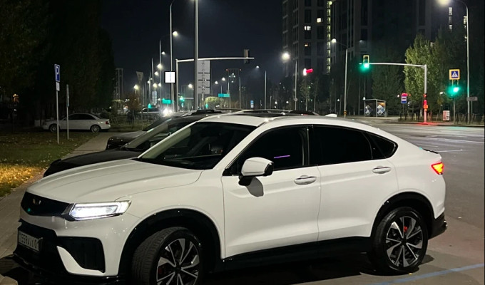 Geely Tugella 2023 года