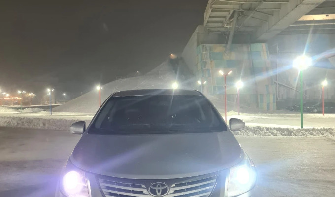 Toyota Avensis 2009 года