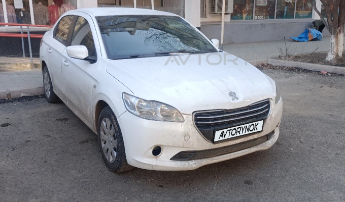 Peugeot 301 2015 года