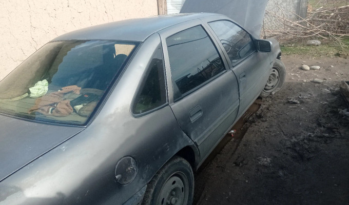 Opel Vectra 1989 года